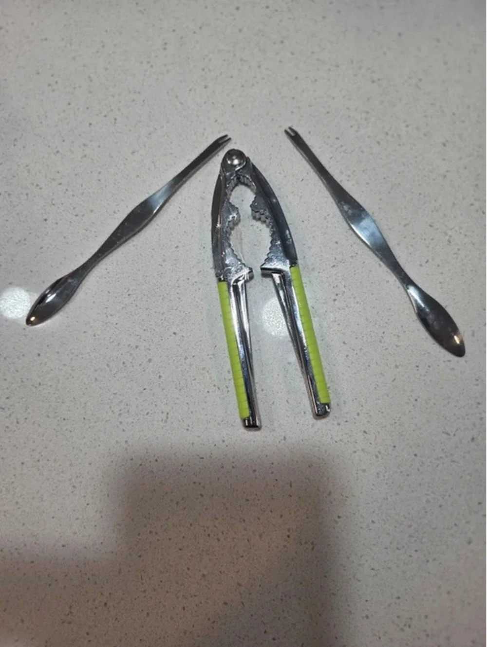 Nutcracker and Pick Set with Green Handles
